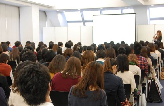 業績アップを狙う企業にとってのヒントをお届けします | 東京近郊で感情のコーチングを行うエモーション・クララ